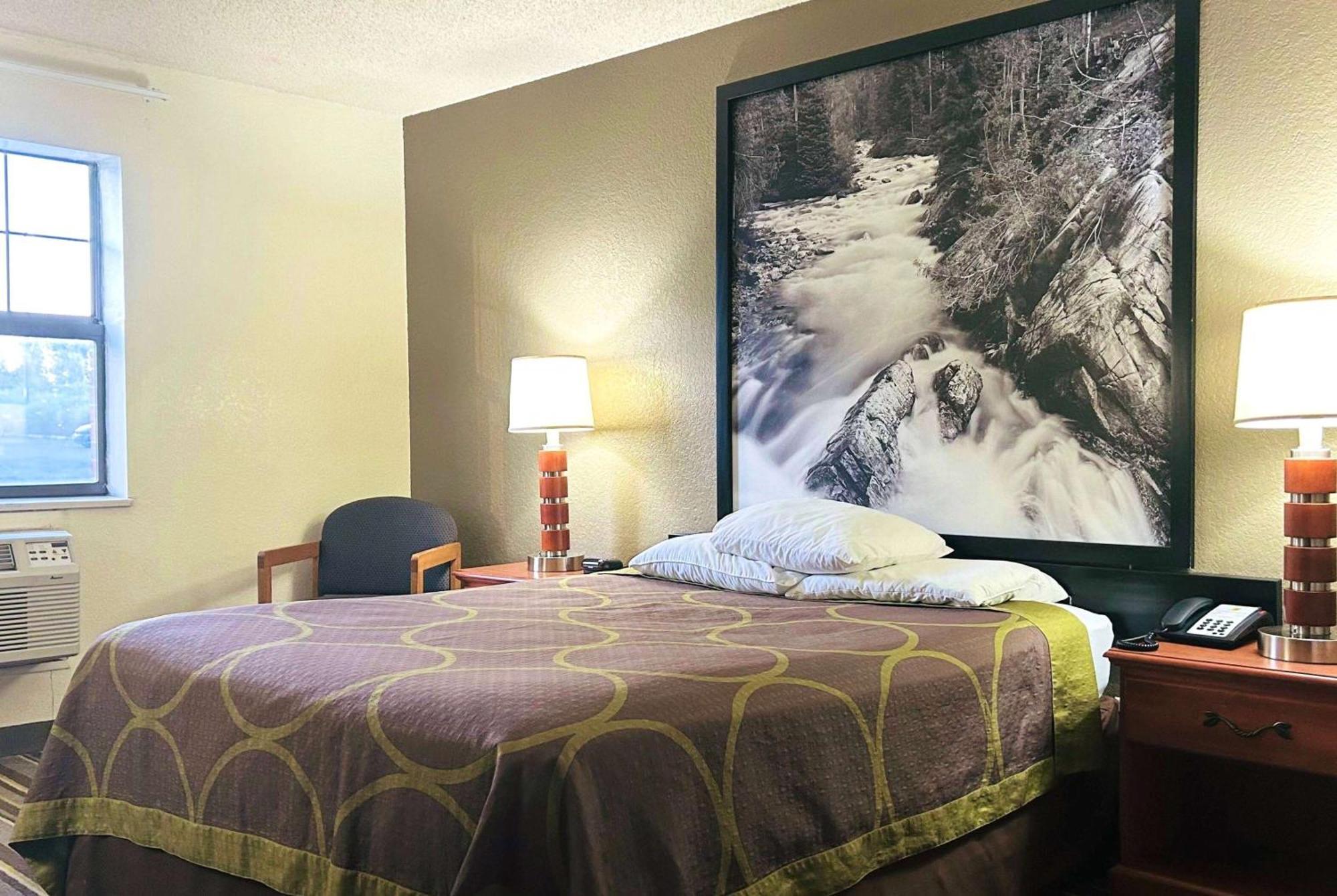 Отель Super 8 By Wyndham Colorado Springs/Afa Area Экстерьер фото