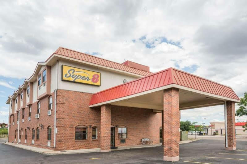 Отель Super 8 By Wyndham Colorado Springs/Afa Area Экстерьер фото